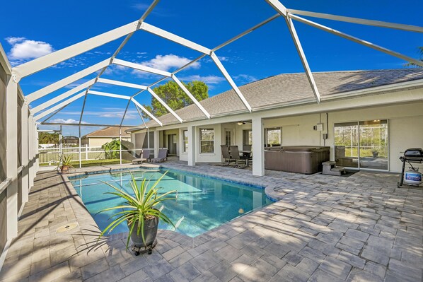 Piscine extérieure, piscine chauffée