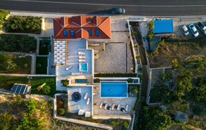 Exterior - Luxury Villa Indigo with Pool (Split)