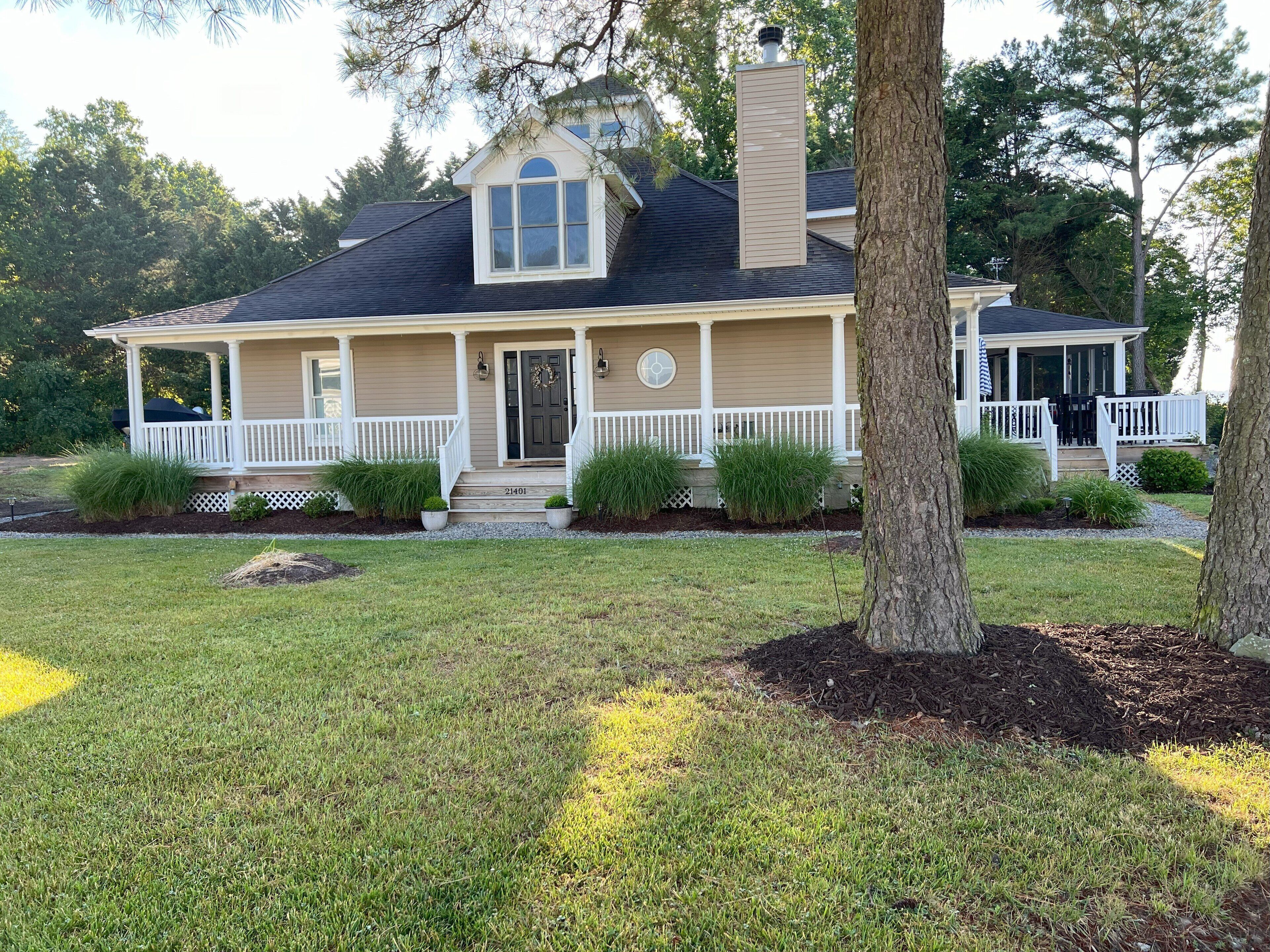 Hidden Gem on a Secluded Lot, great for boaters!