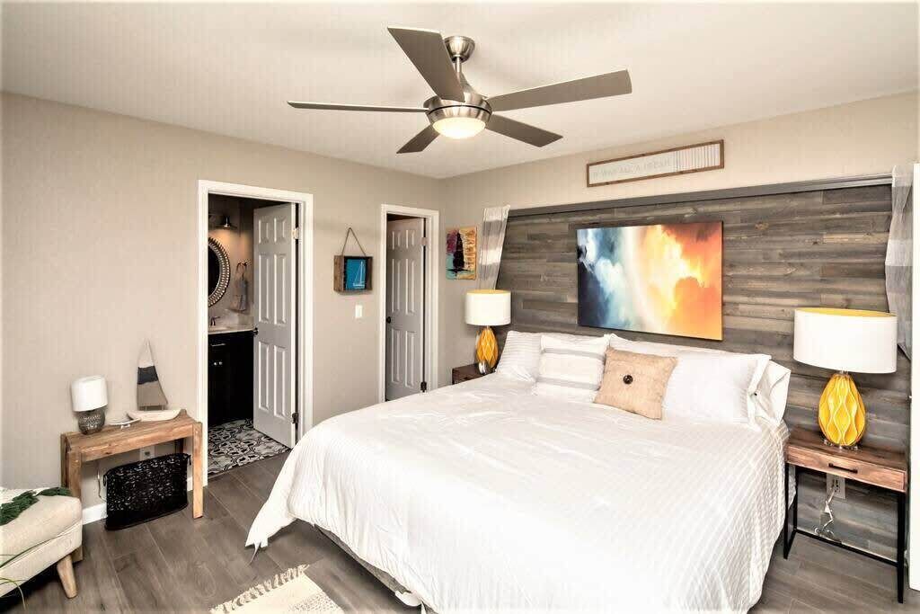 3 makuuhuonetta, silitysrauta/-lauta, Wi-Fi, vuodevaatteet