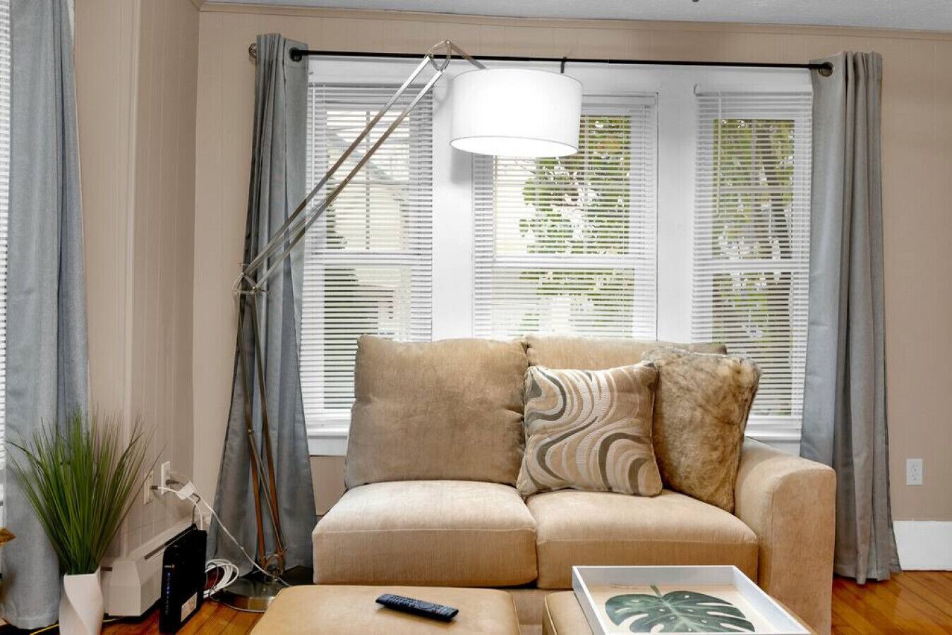 Clean & Cozy Apartment Near Downtown Saco