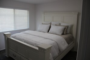 3 bedrooms, WiFi, bed sheets