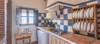 Los Almendros de Manuela El Borge by Ruralidays