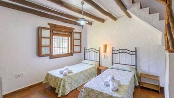 6 chambres, fer et planche Ă repasser, lit parapluie, Wi-Fi