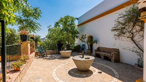 Terrace/patio - Cortijo Coracho Osuna by Ruralidays (Seville)