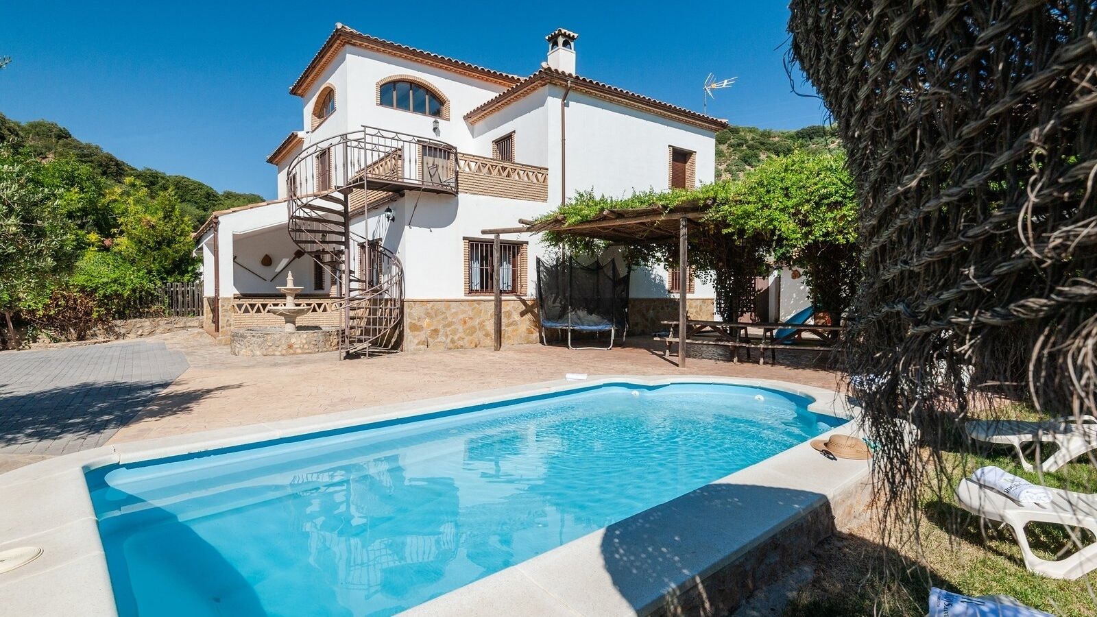 La Veguetilla Frailes by Ruralidays