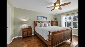3 bedrooms, desk, iron/ironing board, WiFi