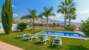 Pool - Villa Pastora Nerja by Ruralidays (Málaga)