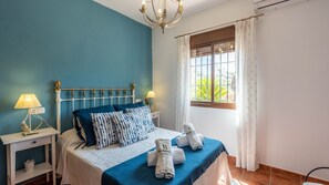 3 bedrooms, iron/ironing board, travel cot, WiFi - El Huertecillo El Gastor by Ruralidays (Cádiz)