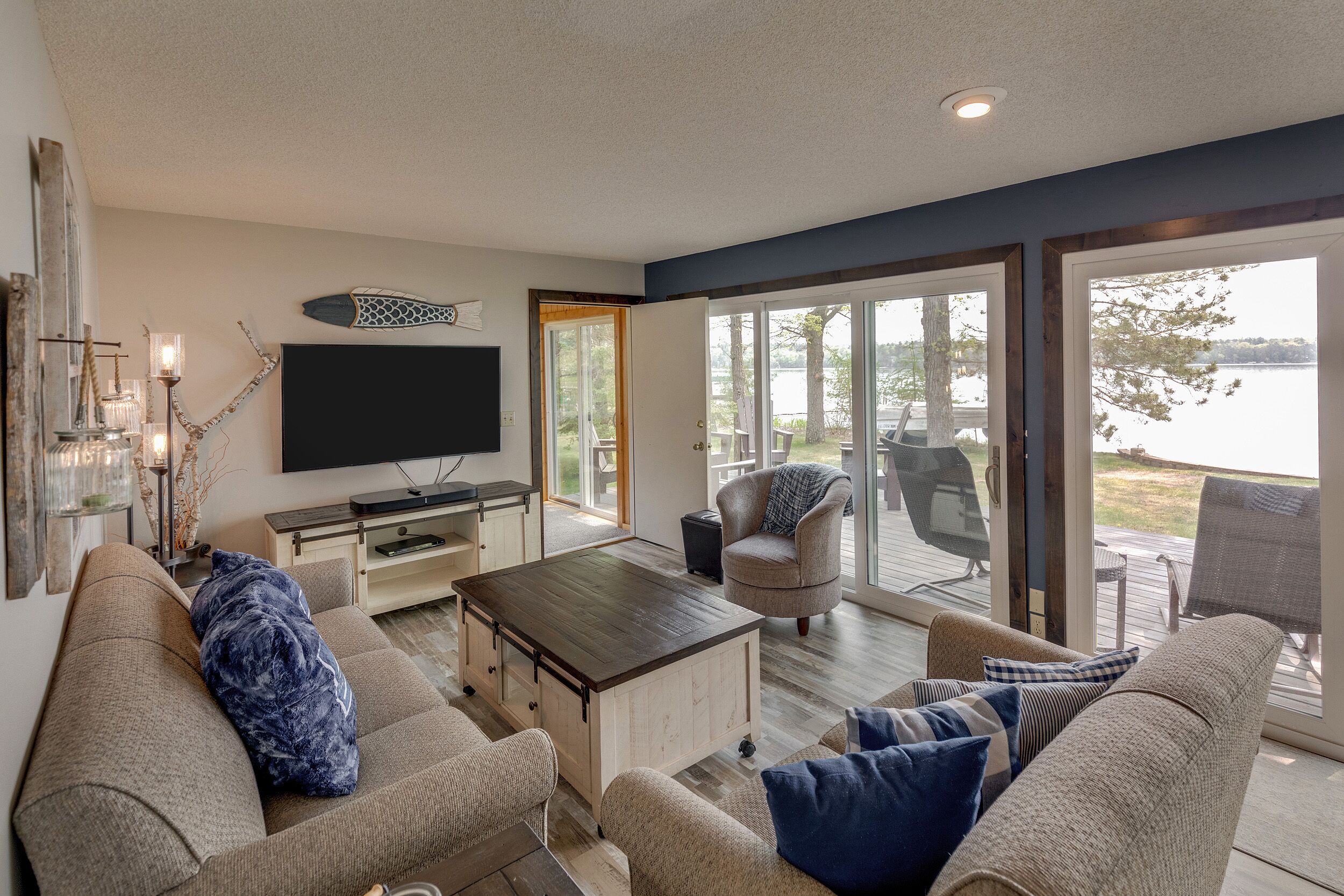 Relax At The Lazy Loon - Year Round Fun on Upper South Long Lake in Brainerd, MN