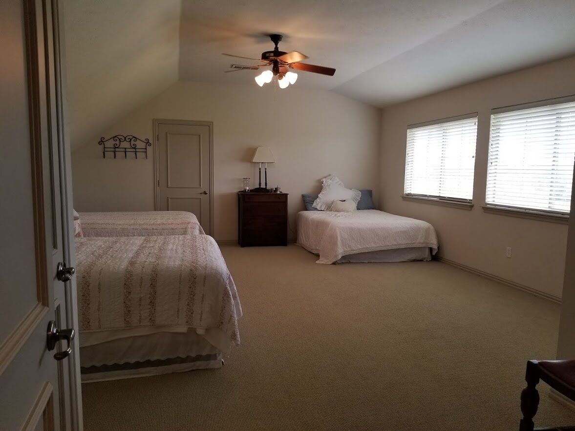 Amazing Sunrise Ranch with pool near DFW