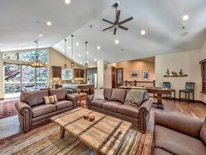 Unclassified image, 5 of 34, button