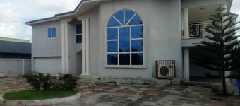 5 bedroom house for rent