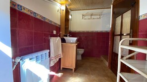 Shower, eco-friendly toiletries, hair dryer, bidet