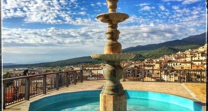 Cora de Tudmir country house