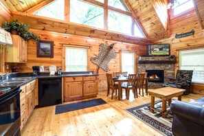 Cabin (Cabin of Dreams) | Private kitchen
