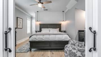 1 bedroom, in-room safe, iron/ironing board, WiFi