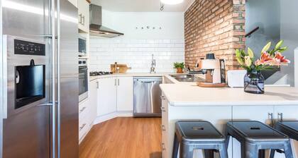 Central Loft by the Park - Home from Home in Wanaka