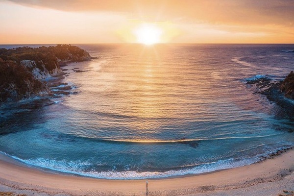 McKenzie’s sunrise (3 mins away)