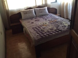 7 slaapkamers, een strijkplank/strijkijzer, wifi, beddengoed