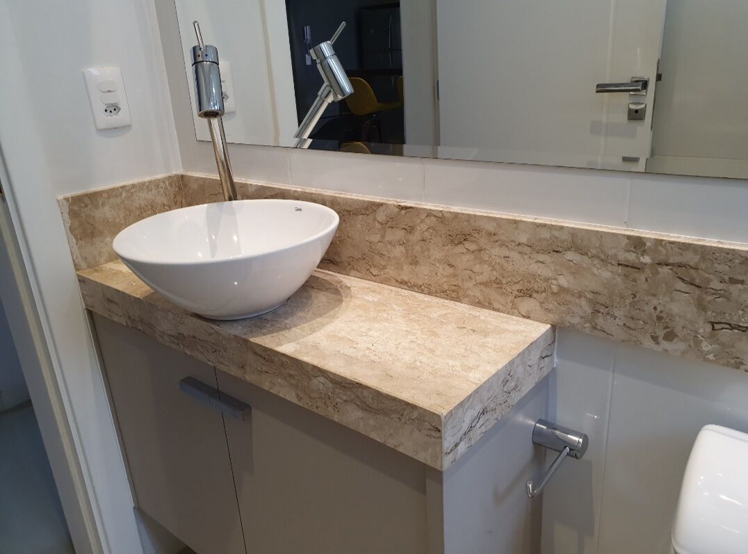 Suite in Apartment - Closed Condominium 1 Bedroom