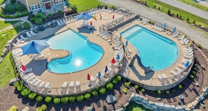 Pools Pvt Hot Tub near Thunder Ridge & Big Cedar.
