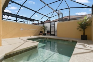 Beheizter Pool