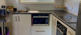 Unit A, Kulin Erindale Units