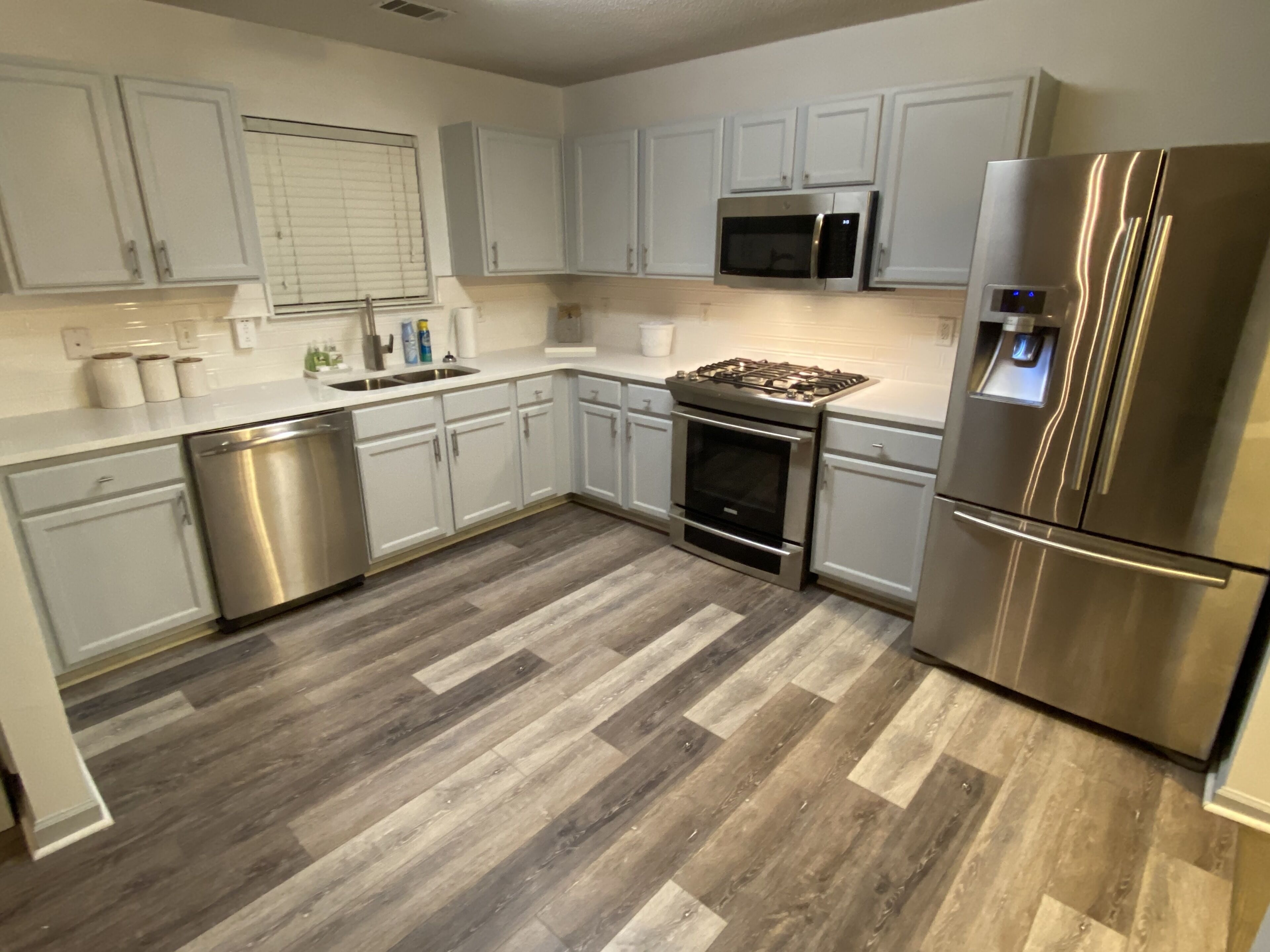 Atlanta, Airport, Entire Home Sleeps 9, 4BR's, 2.5Baths, 5Beds