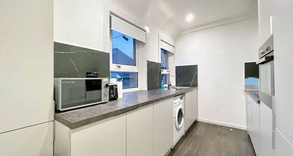 Jess View - This beautiful 3-bedroom apartment is an upper flat, with its own private entrance
