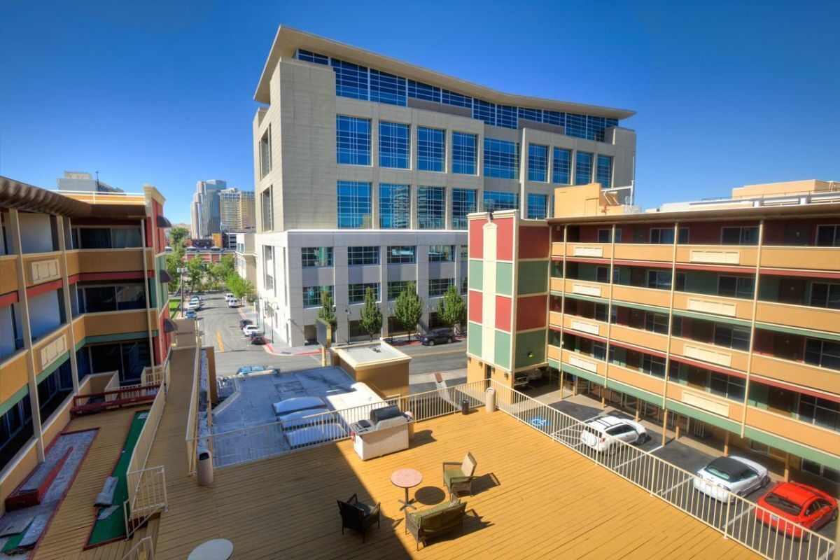 Ultimate Relaxation! Spacious Accommodations w/ Kitchenette | Rooftop Terrace