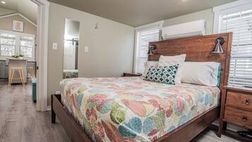 2 bedrooms, iron/ironing board, travel crib, free WiFi