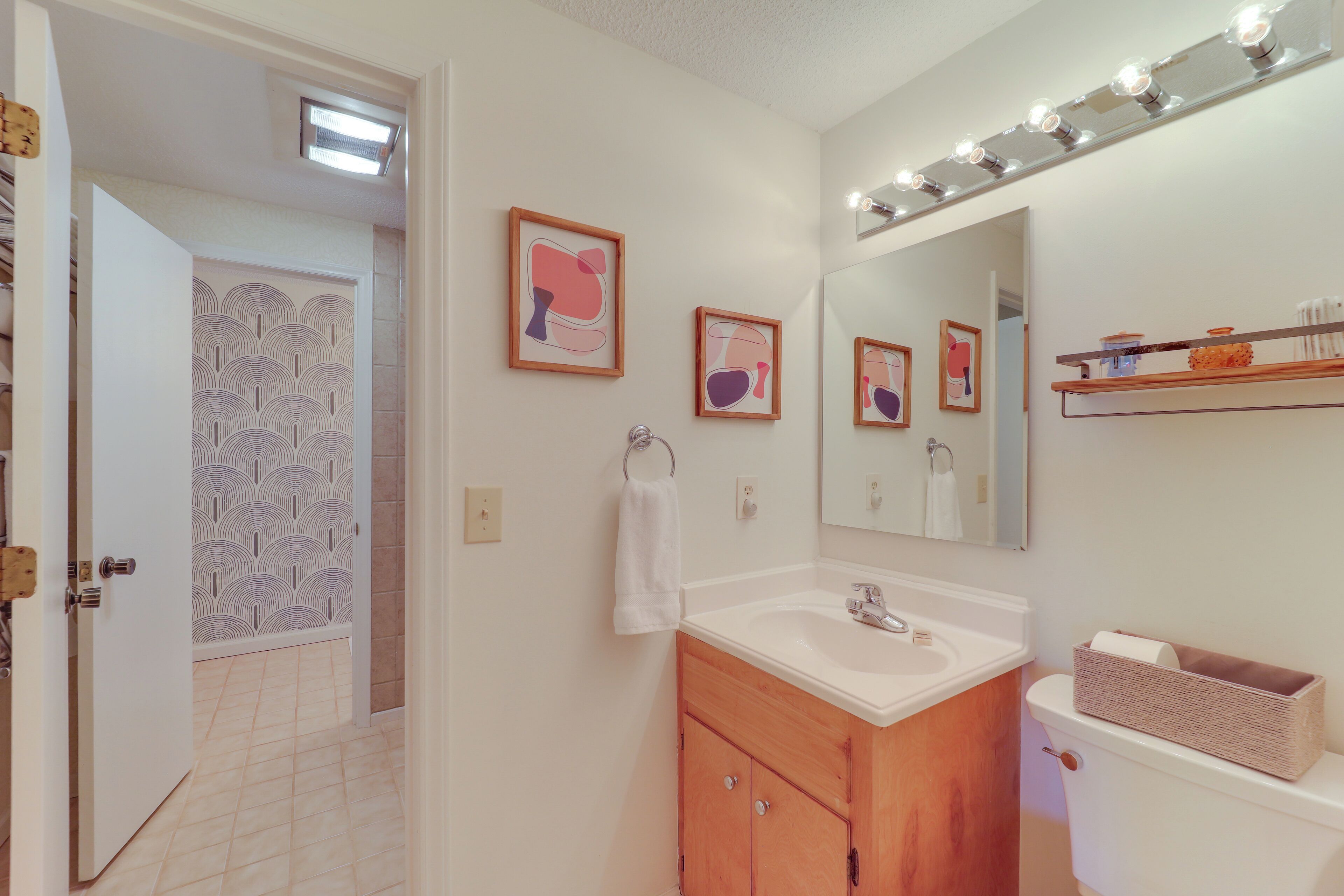 Stunning 4-Season Mtn Getaway w/ Deck & Fire Pit