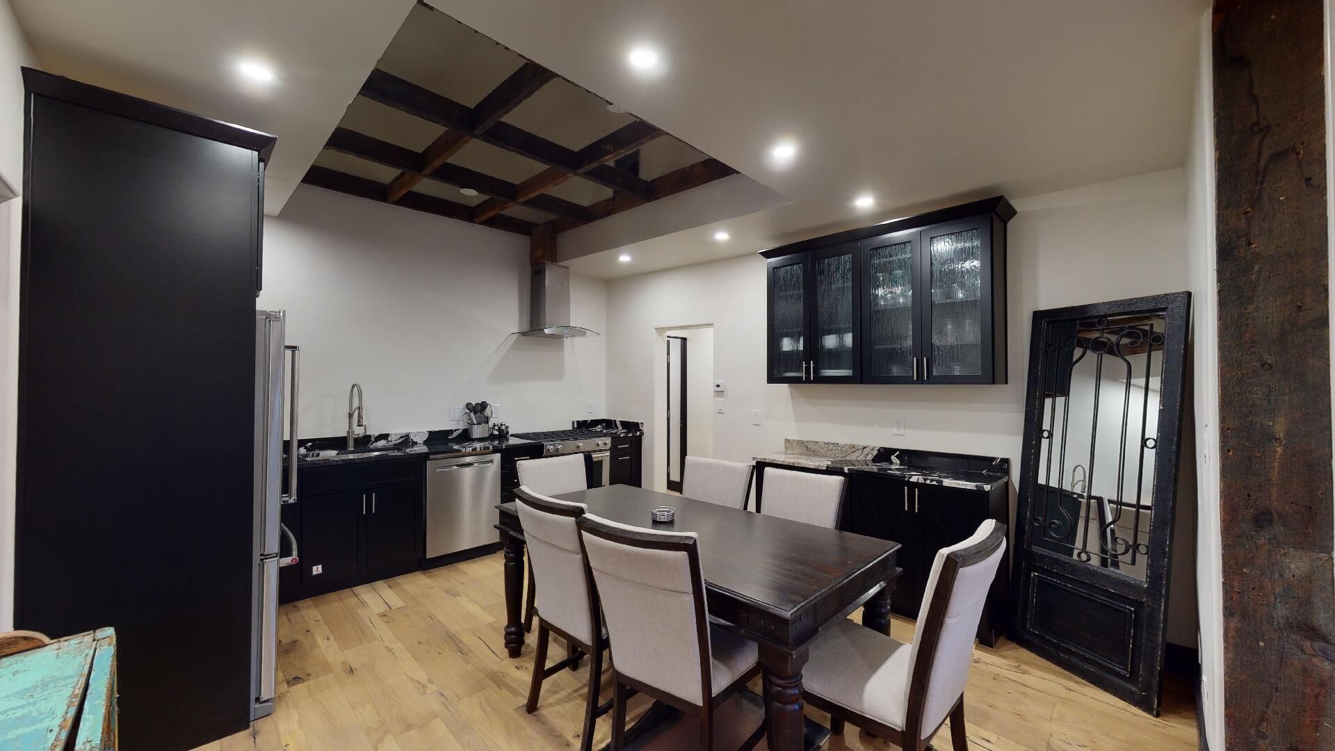 Artesia Casita: NEW Casita in The Downtown Santa Fe Railyard District just a