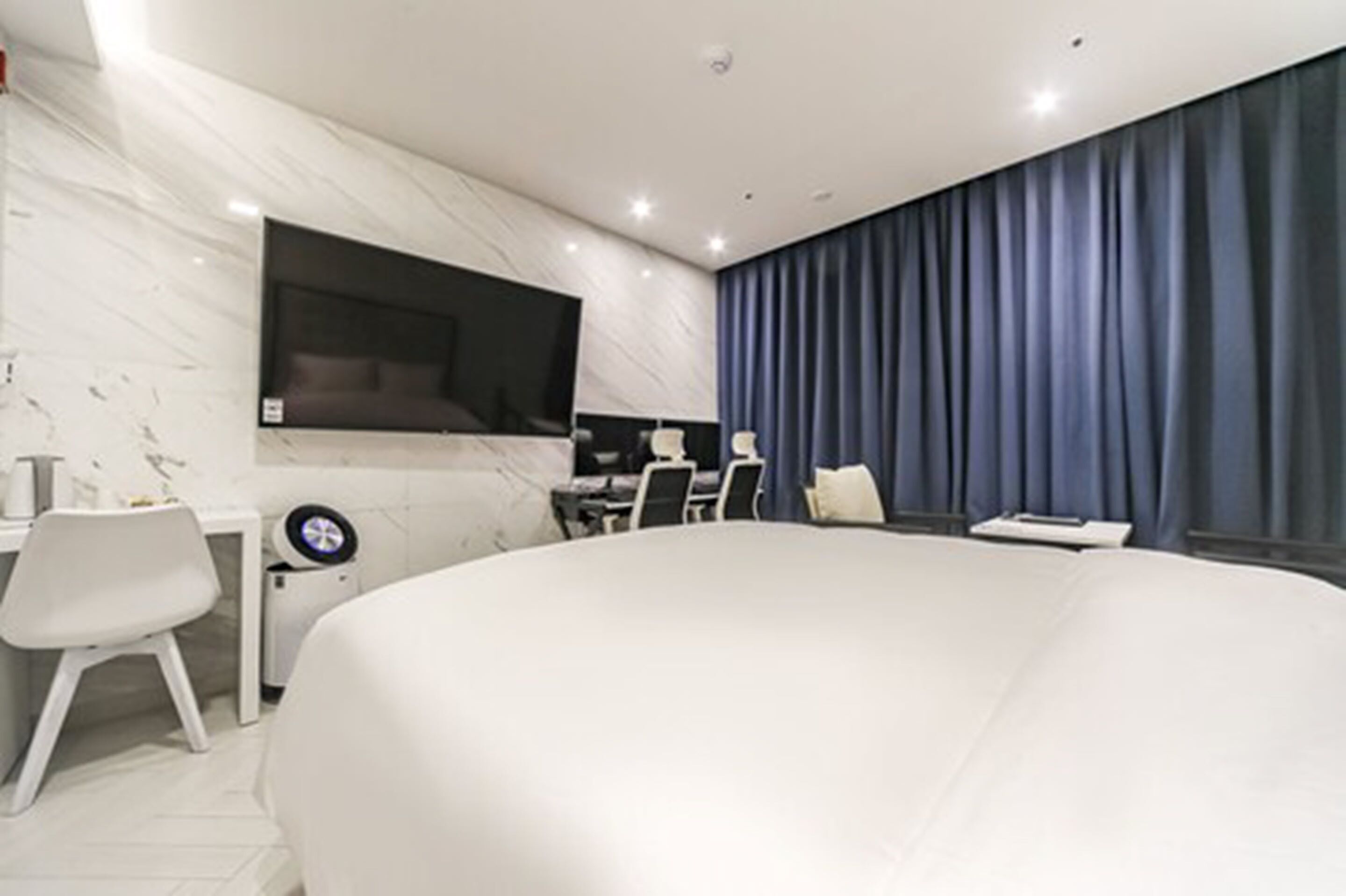 deluxe double room (breakfast for 2) | 1 bedroom, individually decorated, individually furnished