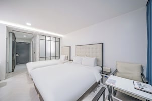 Superior Twin Room (Breakfast for 3) | 遮光窗簾/窗簾、免費 Wi-Fi、獨特設計、獨特裝修