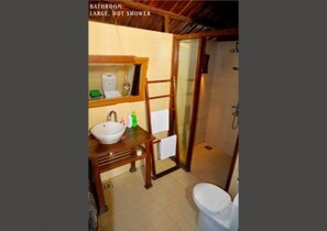 Room, 1 Bedroom, Smoking | Bathroom - Halong Bay Deluxe Cruise Bungalow on Island (Ha Long)