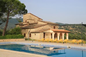 Piscina all'aperto