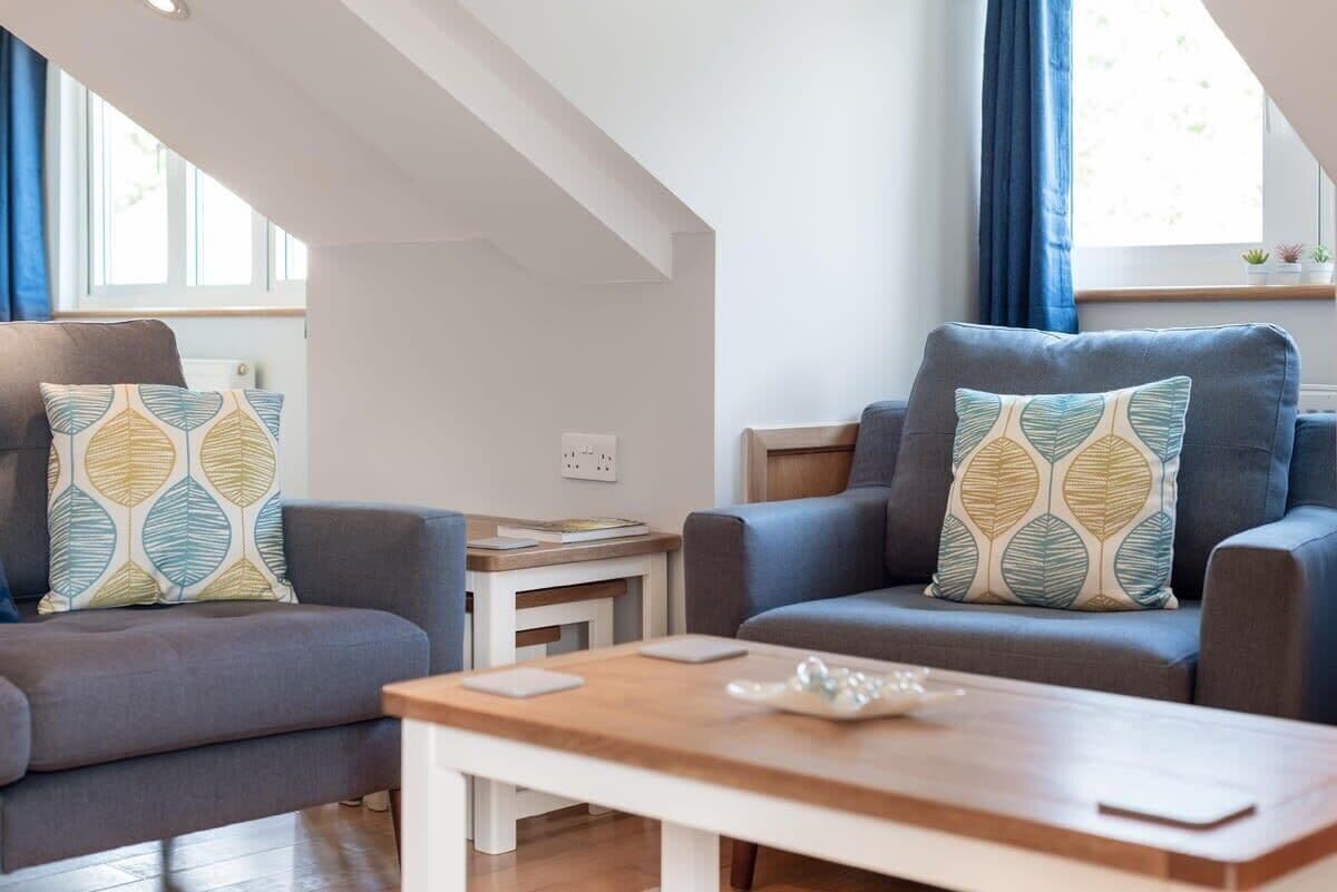 Spacious Flat A Few Mins Walk To Carlyon Bay Beach - Lostwithiel