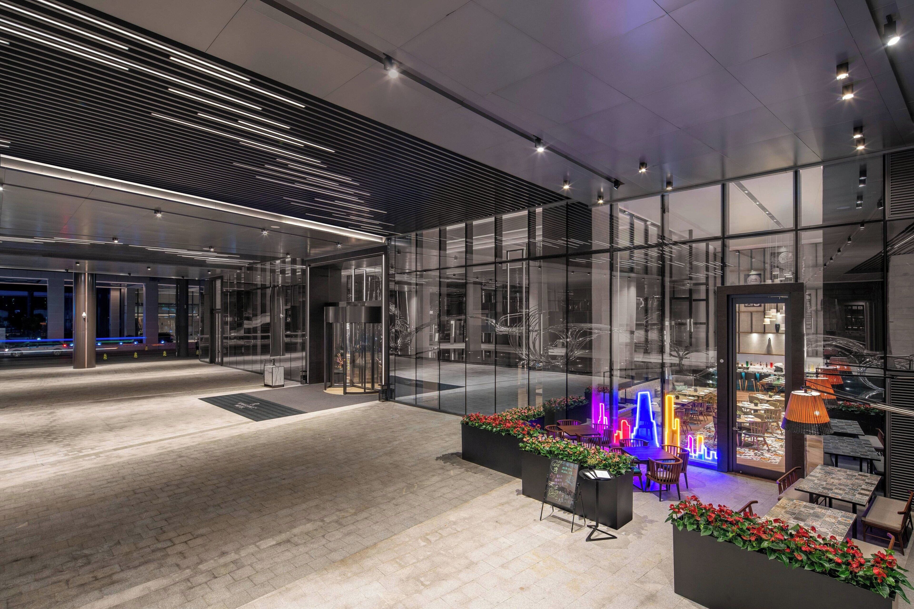 Photo - Renaissance Shenzhen Bay Hotel