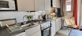 3-room duplex for 6 pers. in Val-d'Isère, ski-in/ski-out, balcony, free shuttles