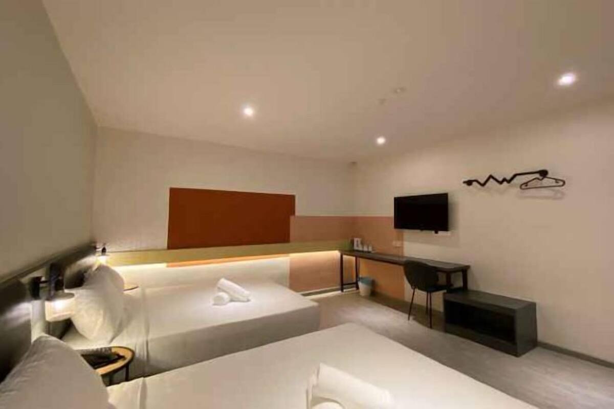 Escriptori i espai de treball apte per a portàtils