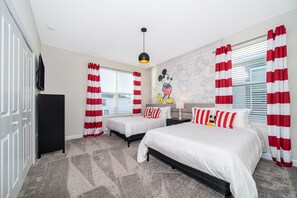 5 habitaciones, tabla de planchar con plancha y wifi gratis 