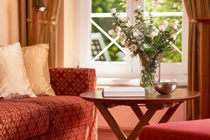 Unclassified image, 2 of 18, button - Double room Deluxe - ROEWERS Privathotel & Spa (Sellin)