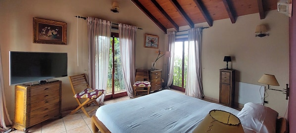 5 bedrooms, in-room safe, soundproofing, iron/ironing board