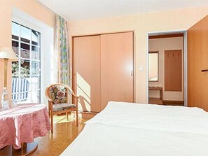 Imagen sin descripción, 3 de 42, botón