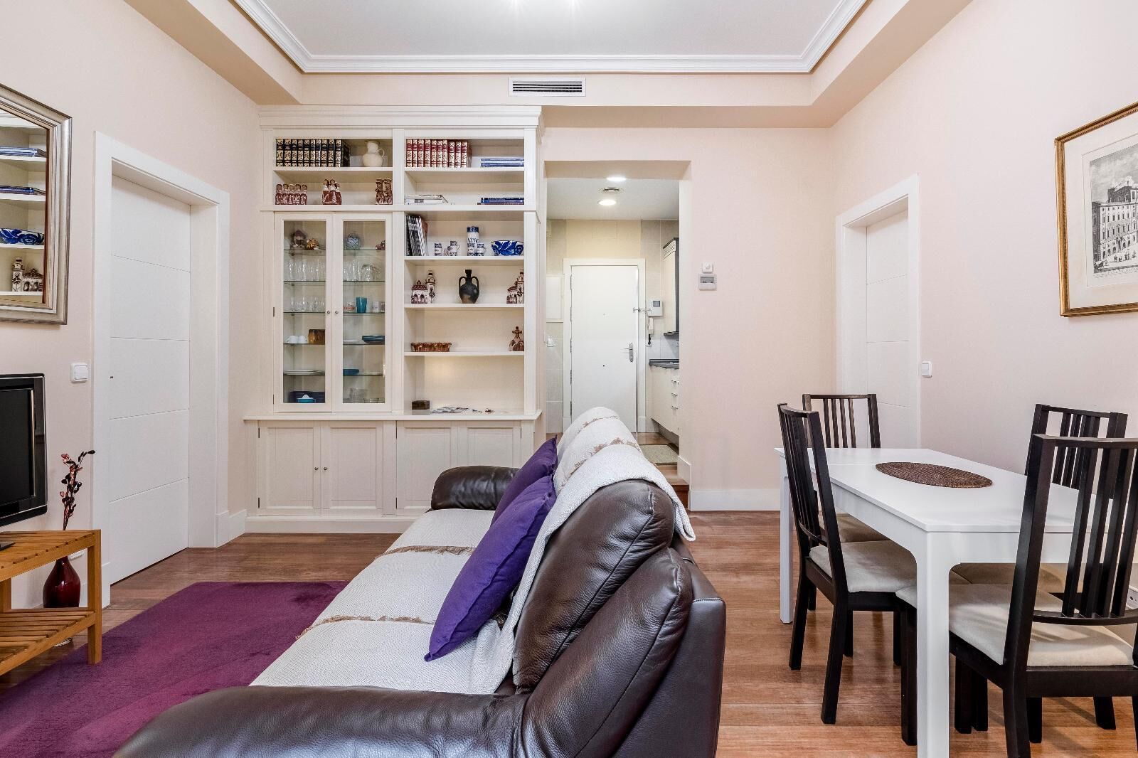 Modern and Elegant apartment