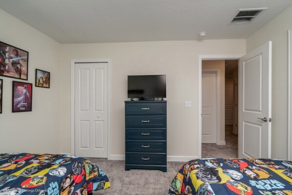 Villa (Multiple Bedrooms) | Property amenity