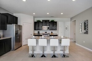 Villa (5 Bedrooms) | Property amenity