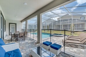 Villa (Multiple Bedrooms) | Property amenity